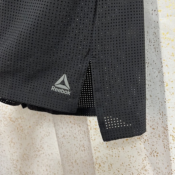 Reebok mesh sport top - Picture 6 of 8